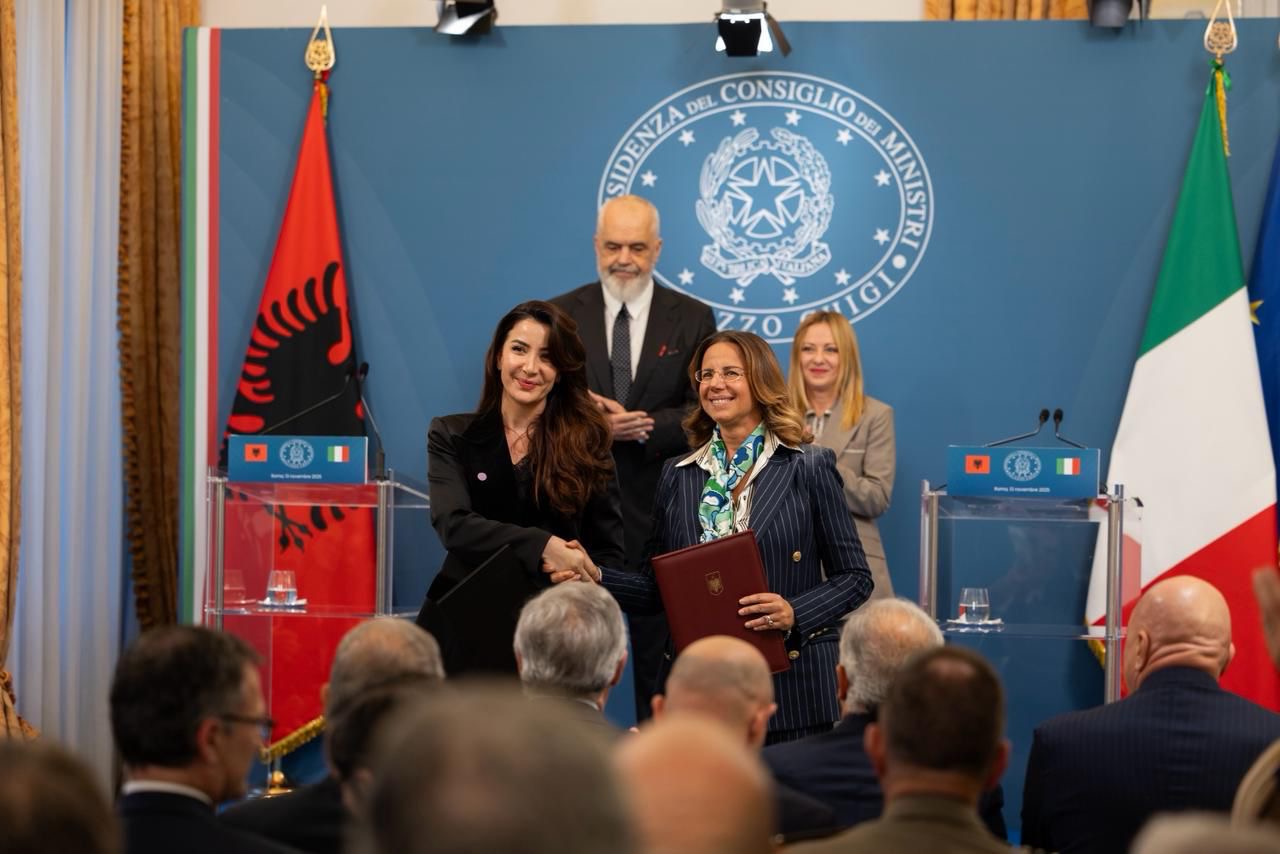 Rama nga Roma: Shqipëria gati të anëtarësohet në BE pa veto e pa votë