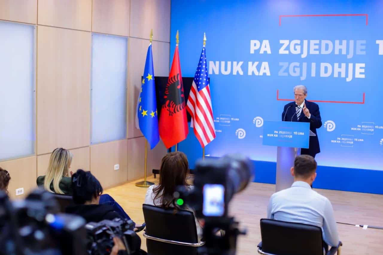 Opozita, platformë parlamentare para kryeministrisë ku do flasin deputetët dhe qytetarët