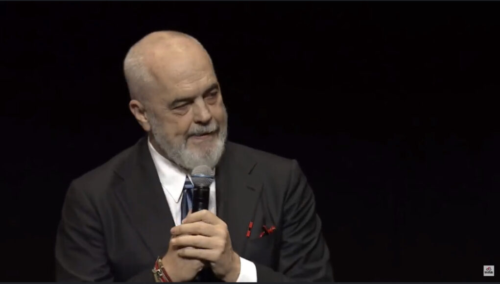 Rama reagon në lidhje me arrestimin e Ballukut, i kujton SPAK-ut Kushtetuesen