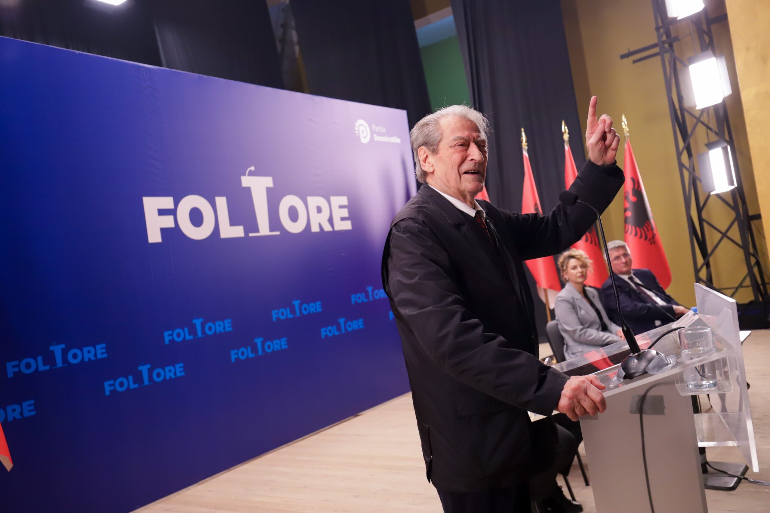 “OSBE e akuzoi Ramën se ka 200 mln euro të fshehura në banka offshore. Asnjë zë nuk nxori”