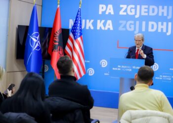 ”Kushti i Ballukut për Ramën, largimi i ministres”