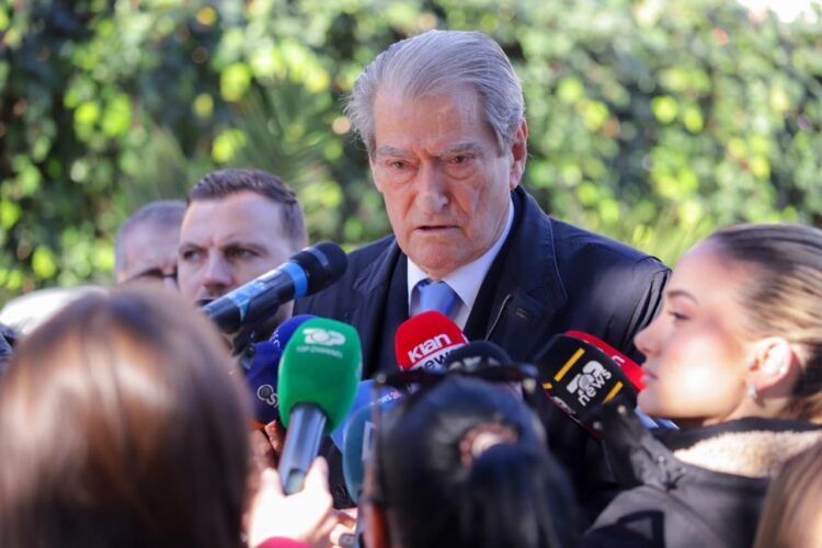 “Për çdo kompjuter në call center, paguhet policia me para në dorë”