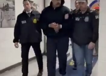 Maduro mbërrin në burgun e Nju Yorkut, uron gardianët për vitin e ri