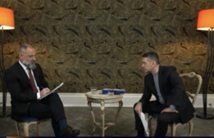 Intervista 4 me gazetarin Peka, Ahmetaj: Këto janë 4 depozitat e parave të Edi Ramës