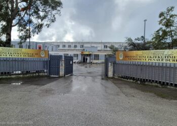 Të gjitha shkeljet gjatë shoqërimit të Altin Ndocit në spital, largohet drejtori, veproi si për urgjencë nga shtëpia