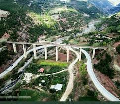 Zgjedh urën e Bushtricës për tu hedhur. Ishte 57 vjeç