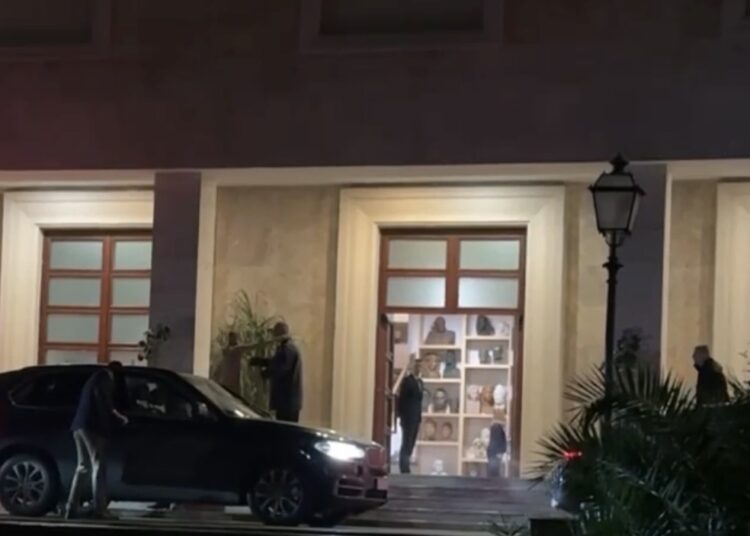 Ivanka Trump, asnjë fjalë apo foto nga takimet me Ramën edhe pas takimit në Kryeministri