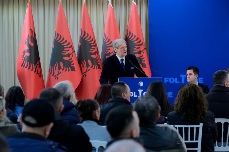 “Të gjithë shqiptarët më 24 janar ngrihen në provën më të fuqishme, përballë regjimit”