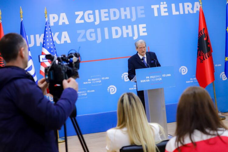 ”Në fillim marrëveshje për qeveri teknike, pastaj propozimi për kryeministër”