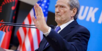 Berisha: Rama bllokon Gjykatën Kushtetuese se është vetë në dosjen e Ballukut