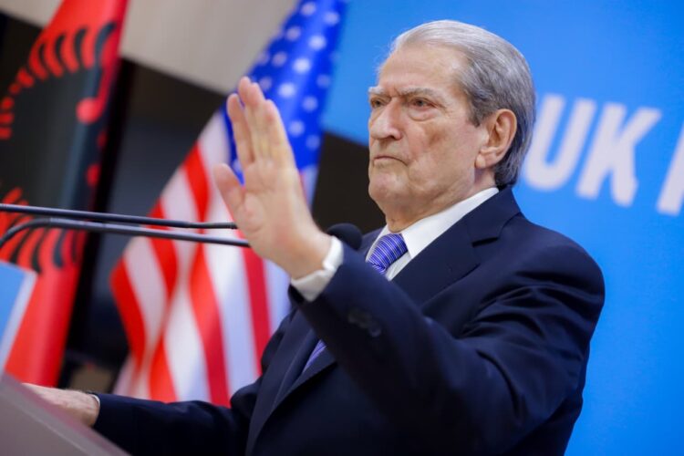 Berisha: Rama bllokon Gjykatën Kushtetuese se është vetë në dosjen e Ballukut