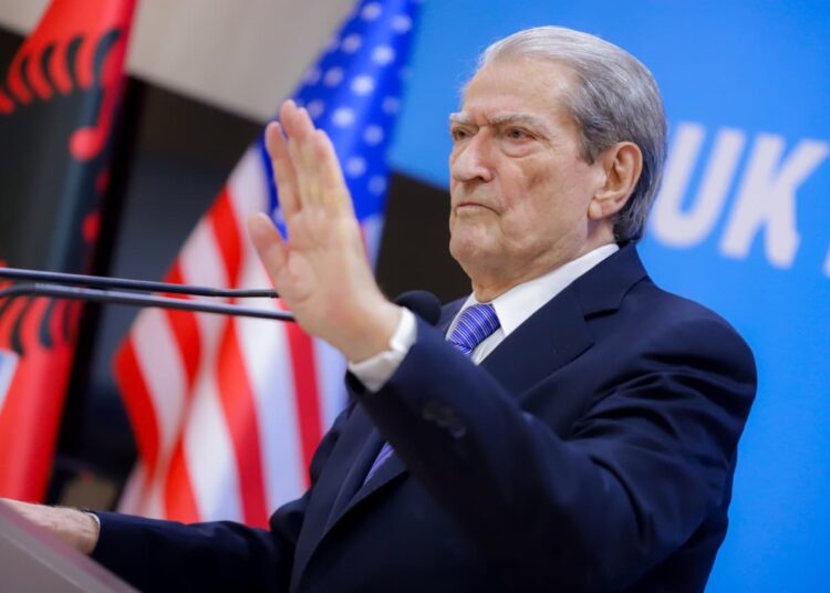 Berisha: Rama bllokon Gjykatën Kushtetuese se është vetë në dosjen e Ballukut