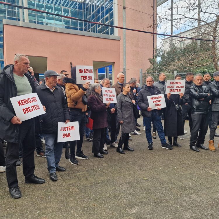 Banorët e Rrjollit në protestë në SPAK, reagon kompania Gener: Projekti në përputhje të plotë me ligjin