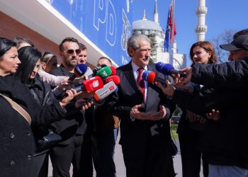 Përfaqësues të 28 partive evropiane në zyrën e Berishës, mision faktmbledhës i PPE