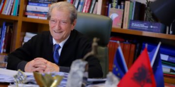 Berisha: Kushtetuesja hodhi poshtë kërkesën e Ramës, moment për të rritur protestën