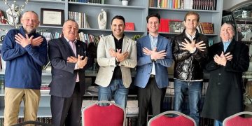 Procedohet për protestën, reagimi i Këlliçit nga SHBA: “Më kanë marrë në hetim si drejtues në protestë, por isha në SHBA”