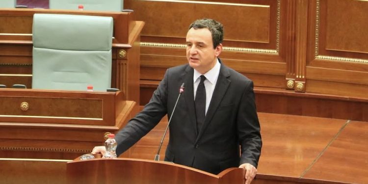 EMRAT/ Votohet qeveria e re e Kosovës me Kryeninistër Albin Kurti