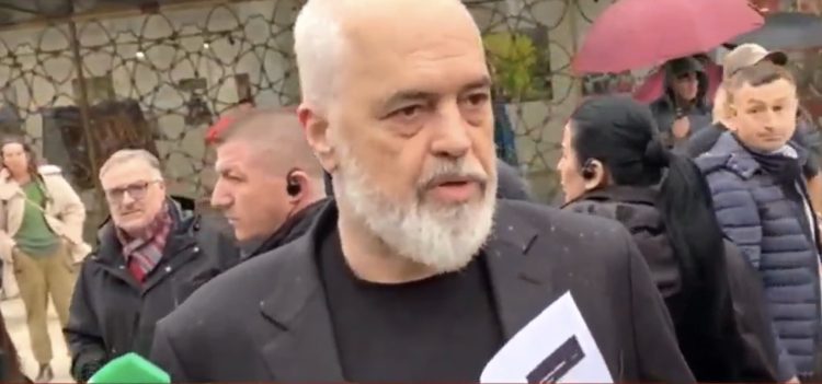 Thirrje “Rama, hajdut”. Protestë dhe tensione në Durrës për projektin TID, Rama: “Prishje do të ketë, projekti nuk ndalet”