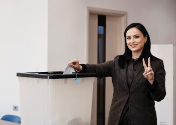 Votime në Sarandë, zgjidhet kryetarja e re e PD