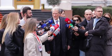 Berisha: McAllister është në të njëjtën linjë me mua, kjo është kryengritje paqësore