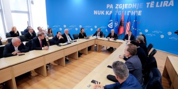 Bordi i Paqes/ Berisha: Ftesa ka lidhje me Shqipërinë dhe nuk ka asnjë lidhje me personin Edi Rama