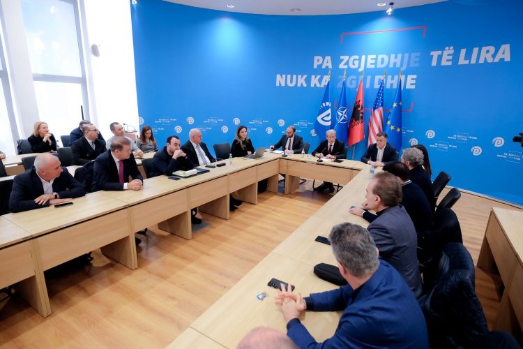 Bordi i Paqes/ Berisha: Ftesa ka lidhje me Shqipërinë dhe nuk ka asnjë lidhje me personin Edi Rama