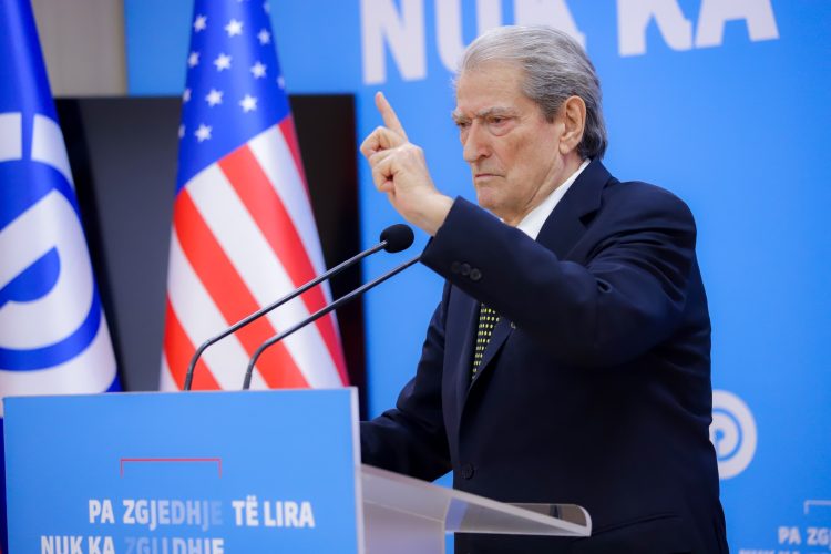 Organizata mjedisore të mbështetura nga GreenAL letër Ramës për lumin Shkumbin