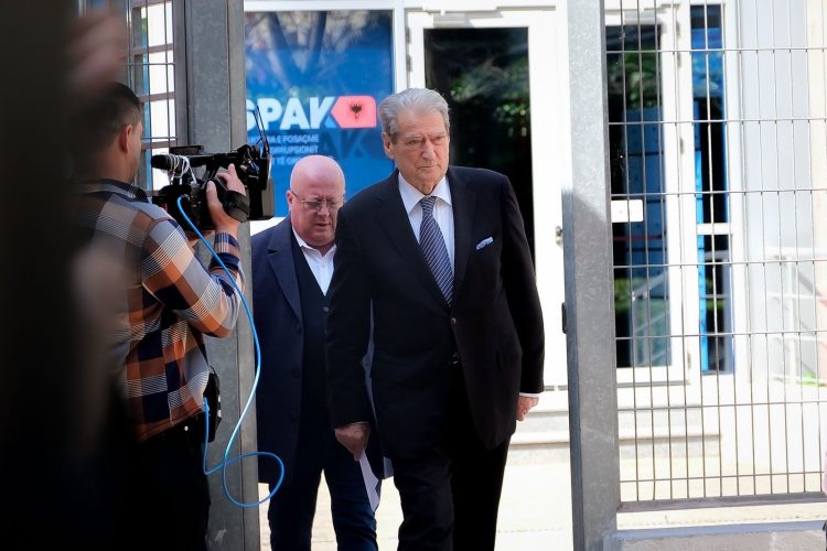 Berisha respekton të hënën e SPAK, tregon një detaj të ri në lidhje me Irenën