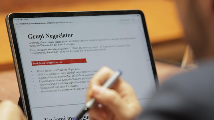 Rama mbledh kabinetin për negociatat me BE: Nuk duhet të humbasim asnjë afat