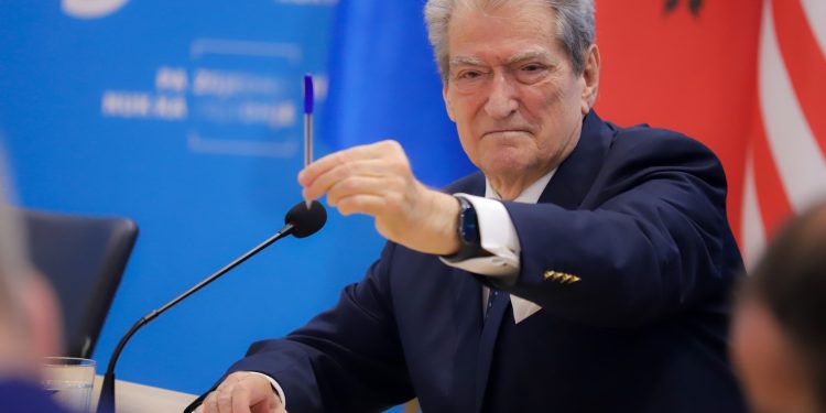 Berisha komenton kreun e ri të policisë:U emërua Skënder Balluku, emër problematik