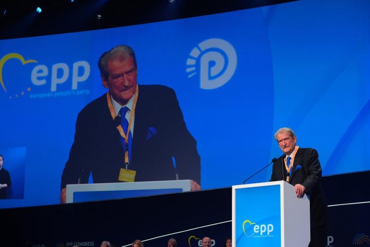 Berisha niset drejt Brukselit në 50 vjetorin e EPP-së, agjendë intensive me liderët europianë
