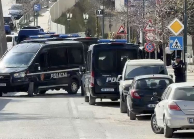 SPAK zbardh vrasjen e Gentian Qarrit në Vlorë, lëshohen 7 urdhër-arreste