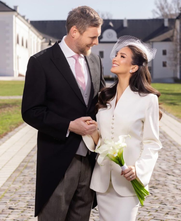 DASMA MBRETËRORE/ Princi Leka II martohet me Blerta Celibashin, ceremonia u mbajt në privatësi