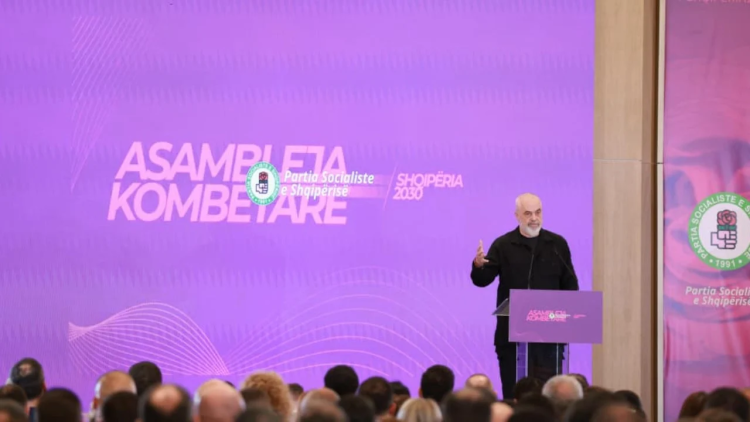 Rama njofton referendumin për uljen e numrit të deputetëve