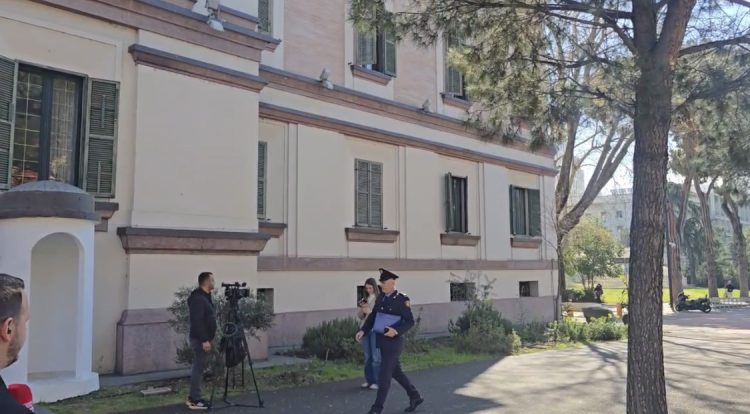 Nisin intervistat për Drejtorin e Përgjithshëm të Policisë së Shtetit, sot paraqiten 14 kandidatët