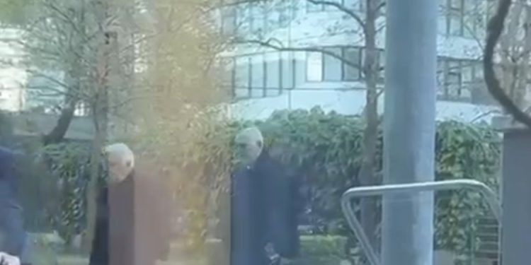 Babai i Ervis Martinajt në SPAK dhe GJKKO, kërkon zbardhjen e fatit të të birit