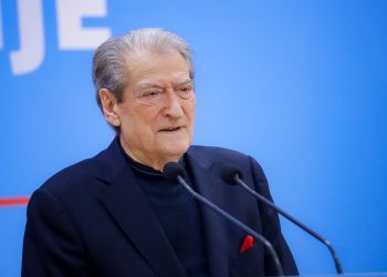 Berisha: Duhet të bashkohemi! Ditën që do të paraqitet kërkesa për Ballukun, të gjithë përpara parlamentit