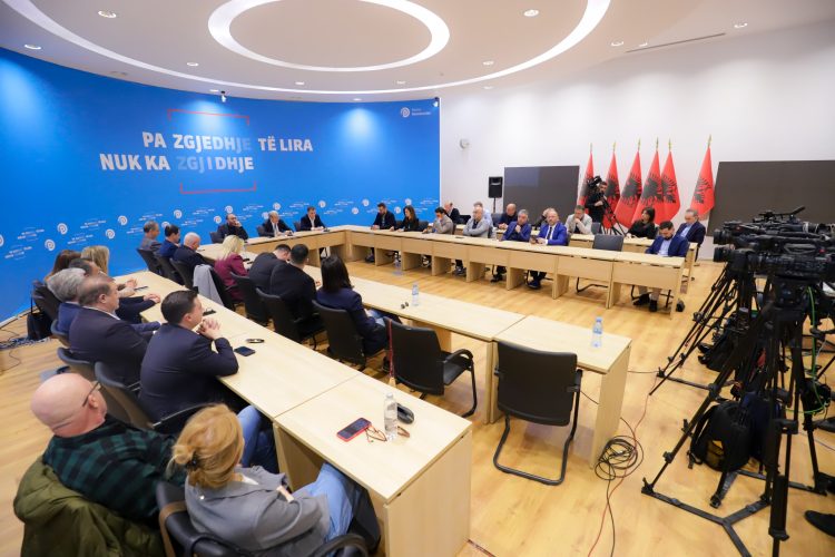 PD cakton datat për zgjedhjen e kryetarit dhe Kuvendin Kombëtar