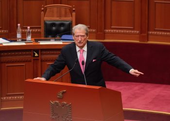 Berisha: Rama fshihet, i ka thënë tjetrit ta di targën e makinës