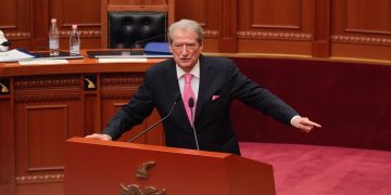 Berisha: Rama fshihet, i ka thënë tjetrit ta di targën e makinës