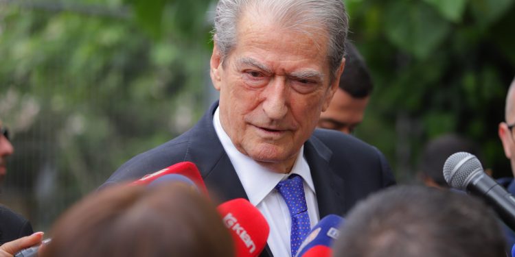 Berisha: Irena Gjoka ka bërë 5 falsifikime dhe ka fshehur pasuri, por nuk ndëshkohet, mbrohet nga familja Rama