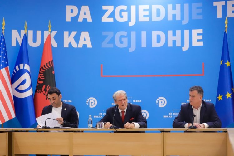 Berisha: Sot duhej të mbahej konferenca ndërqeveritare me BE, qeveria po fsheh bllokimin e procesit të integrimit