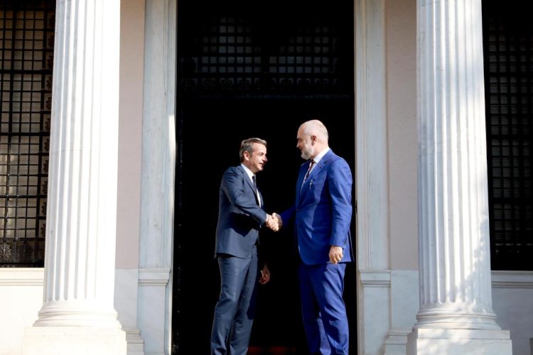Rama në Athinë, do të marrë pjesë në Forumin Ekonomik të Delphit, takim me Mitsotakis