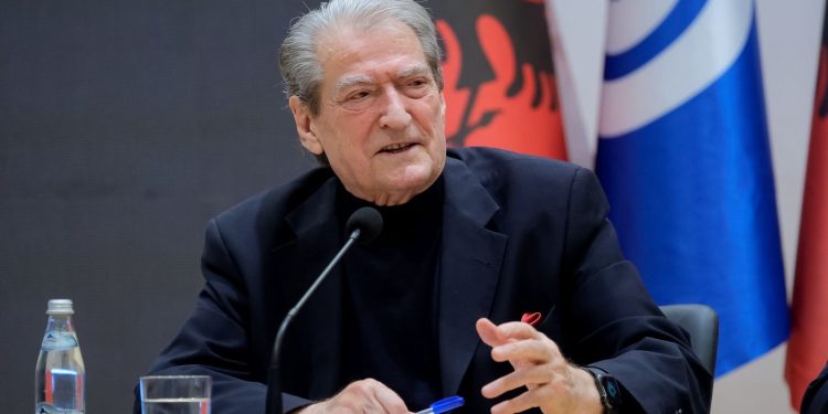 Berisha takim me kryetarët e degëve të PD: Alternativa e opozitës, sulm ndaj kësaj qeverie