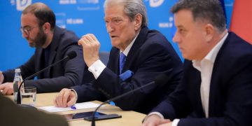 Nga hidrokarburet deri te sheqeri e mishi/ Berisha: Problemi më madhor i ekonomisë sot janë oligopolet