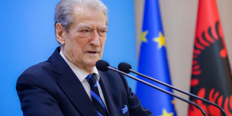 Berisha: Pa ndëshkimin e Ramës dhe Ballukut nuk ka asnjë hap drejt BE-së