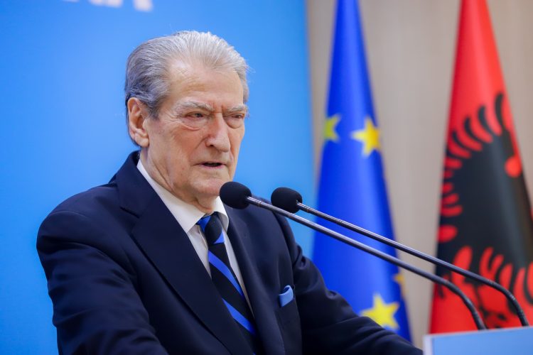 Berisha: Pa ndëshkimin e Ramës dhe Ballukut nuk ka asnjë hap drejt BE-së