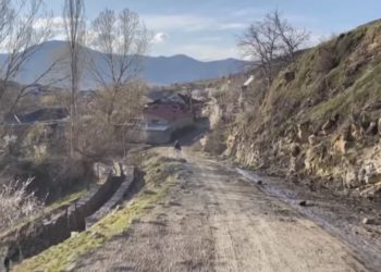 2 emigrantë afrikanë gjenden të pajetë në malin e Kamenicës në Korçë