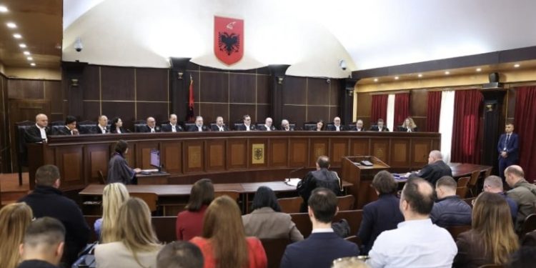 Gjykata e Lartë rishqyrton vendimin unifikues për masën “arrest në burg”, debat mes gjyqtarëve dhe prokurorisë