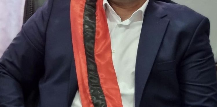 Kryetari i bashkisë i infektuar me SIDA, panik në qytet nga frika se është përhapur